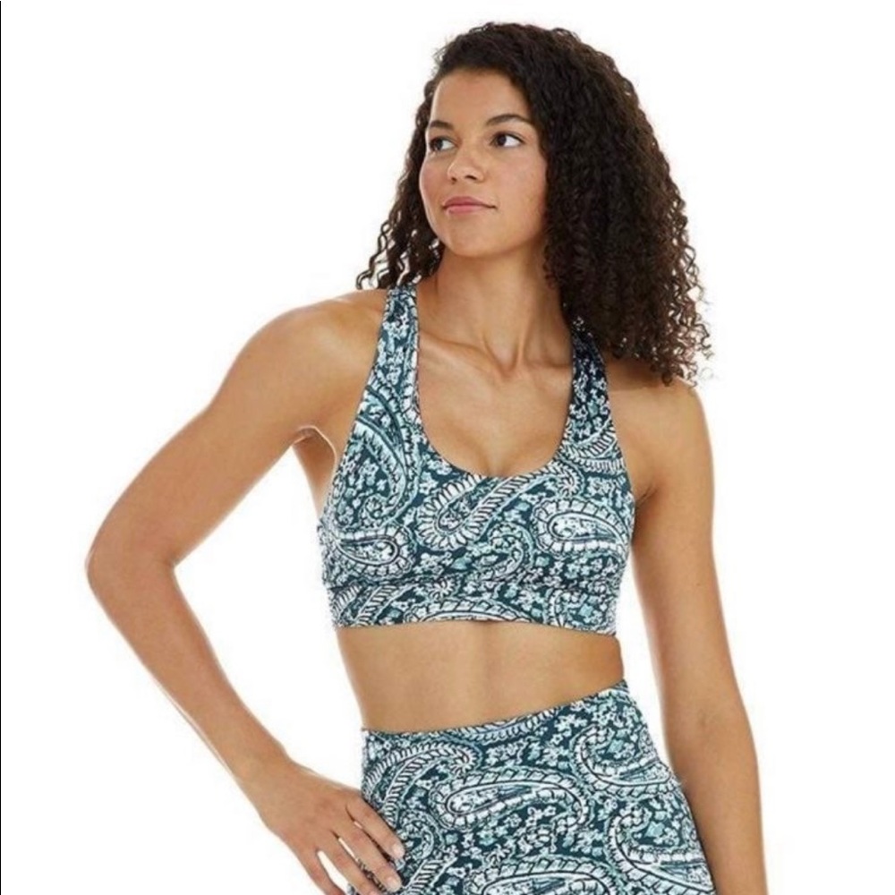 REVERSIBLE Racerback Reversible Bra in Summit/Glacier, Paisley/Geo Weave…